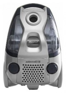 Vacuum Cleaner Electrolux ZCX 6470 CycloneXL Photo review